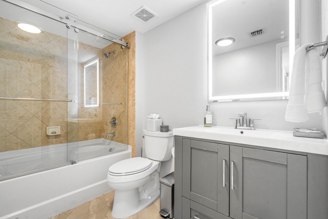 Active With Contract: $5,200 (3 beds, 2 baths, 1390 Square Feet)