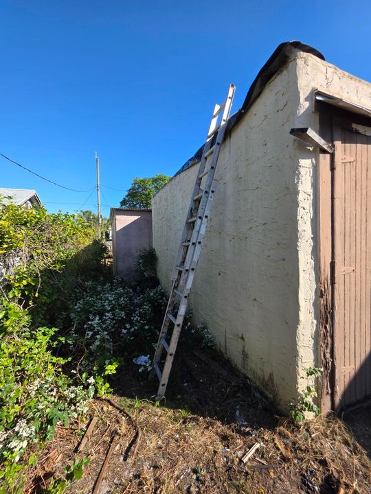 На продажу: $279,900 (2 спален, 1 ванн, 832 Квадратных фут)