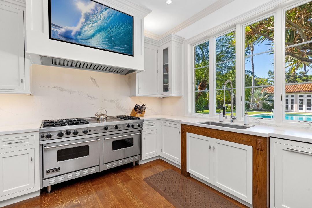 待售: $49,500,000 (8 贝兹, 9 浴室, 9853 平方英尺)