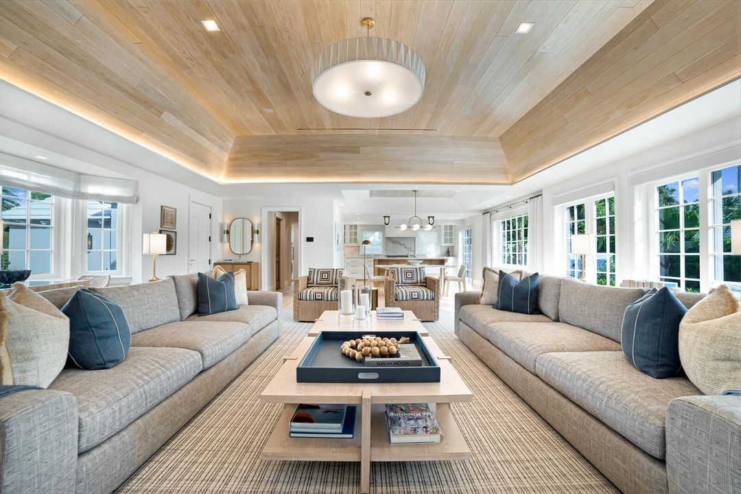 En Venta: $9,950,000 (3 camas, 3 baños, 2551 Pies cuadrados)