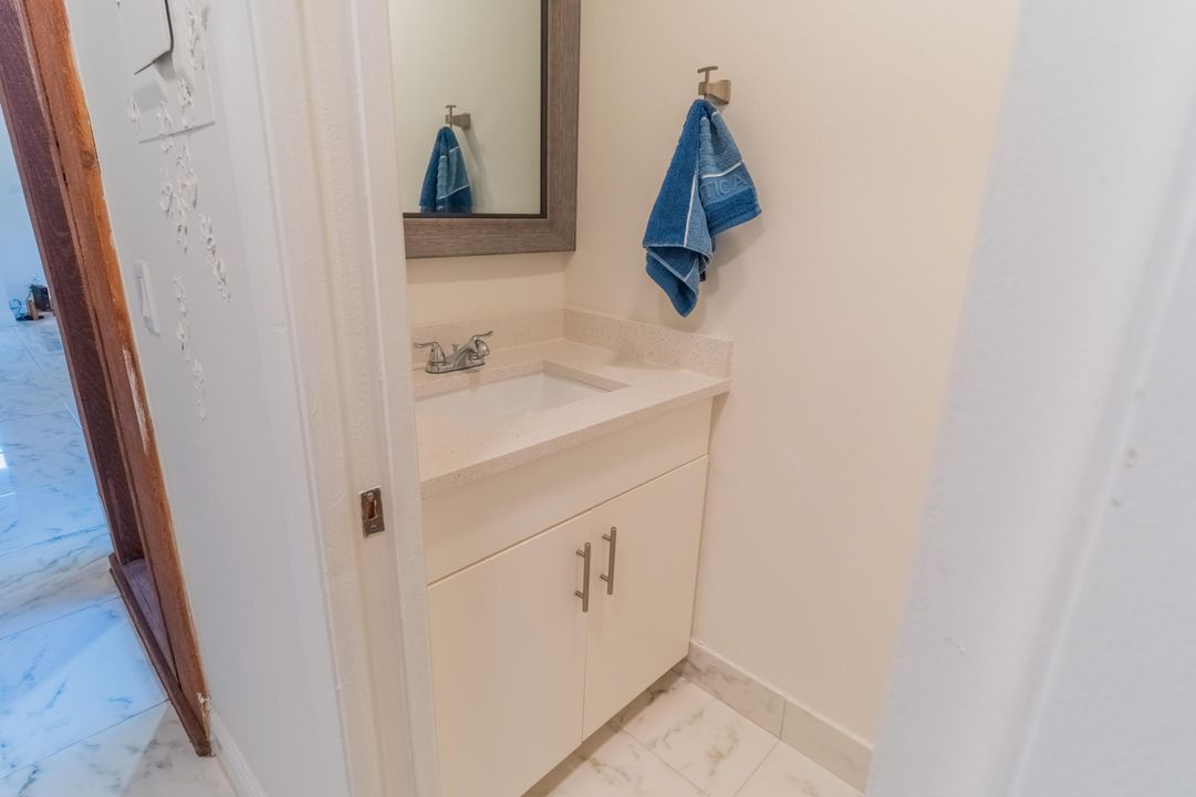 合同活跃: $419,000 (2 贝兹, 2 浴室, 1624 平方英尺)