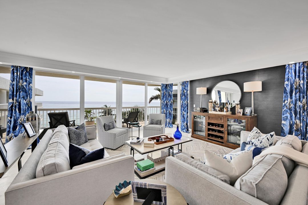 En Venta: $3,295,000 (3 camas, 2 baños, 2550 Pies cuadrados)