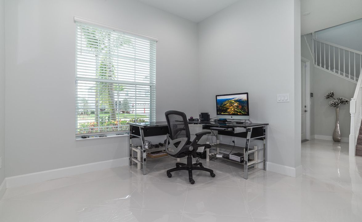 For Rent: $4,100 (4 beds, 3 baths, 2485 Square Feet)