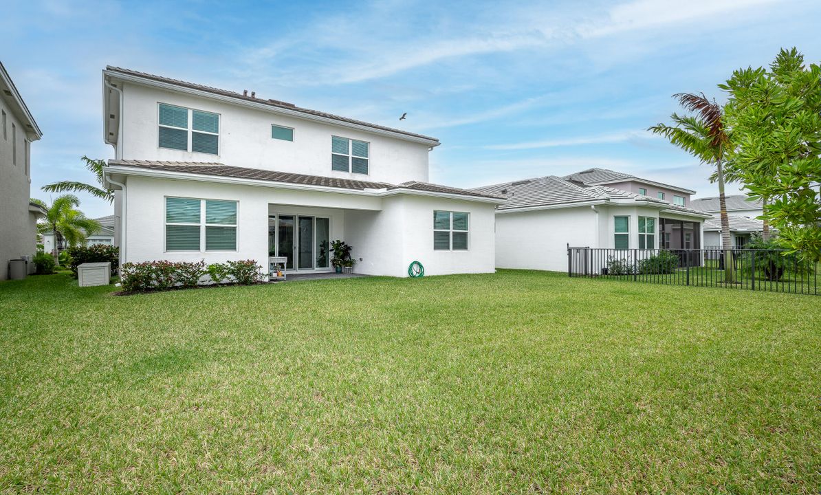 For Rent: $4,100 (4 beds, 3 baths, 2485 Square Feet)