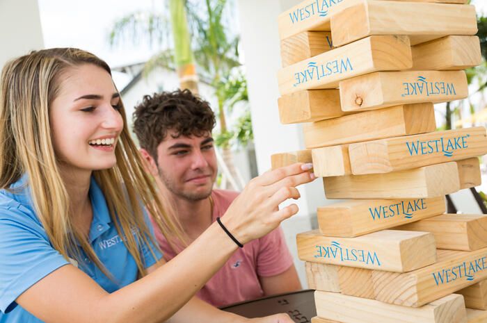 For Rent: $4,100 (4 beds, 3 baths, 2485 Square Feet)