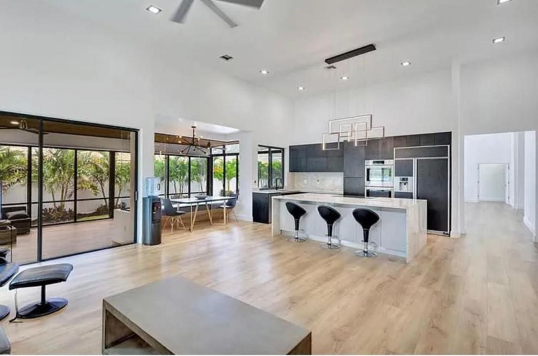 待售: $2,350,000 (4 贝兹, 4 浴室, 3170 平方英尺)