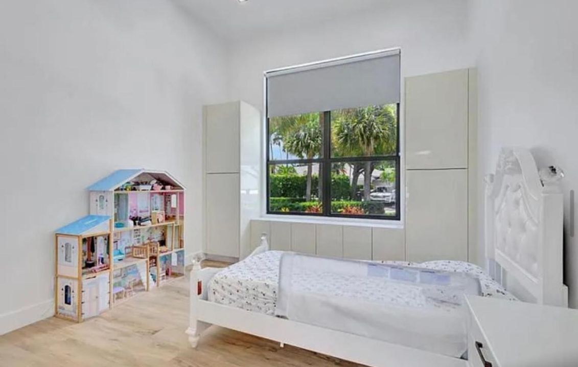 待售: $2,350,000 (4 贝兹, 4 浴室, 3170 平方英尺)