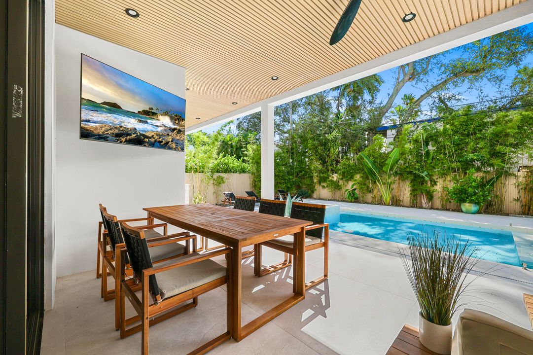 For Sale: $2,875,000 (4 beds, 4 baths, 3448 Square Feet)