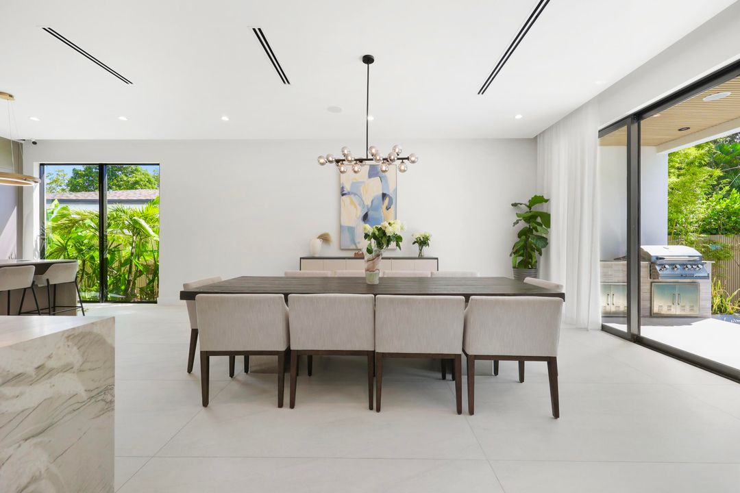 For Sale: $2,875,000 (4 beds, 4 baths, 3448 Square Feet)