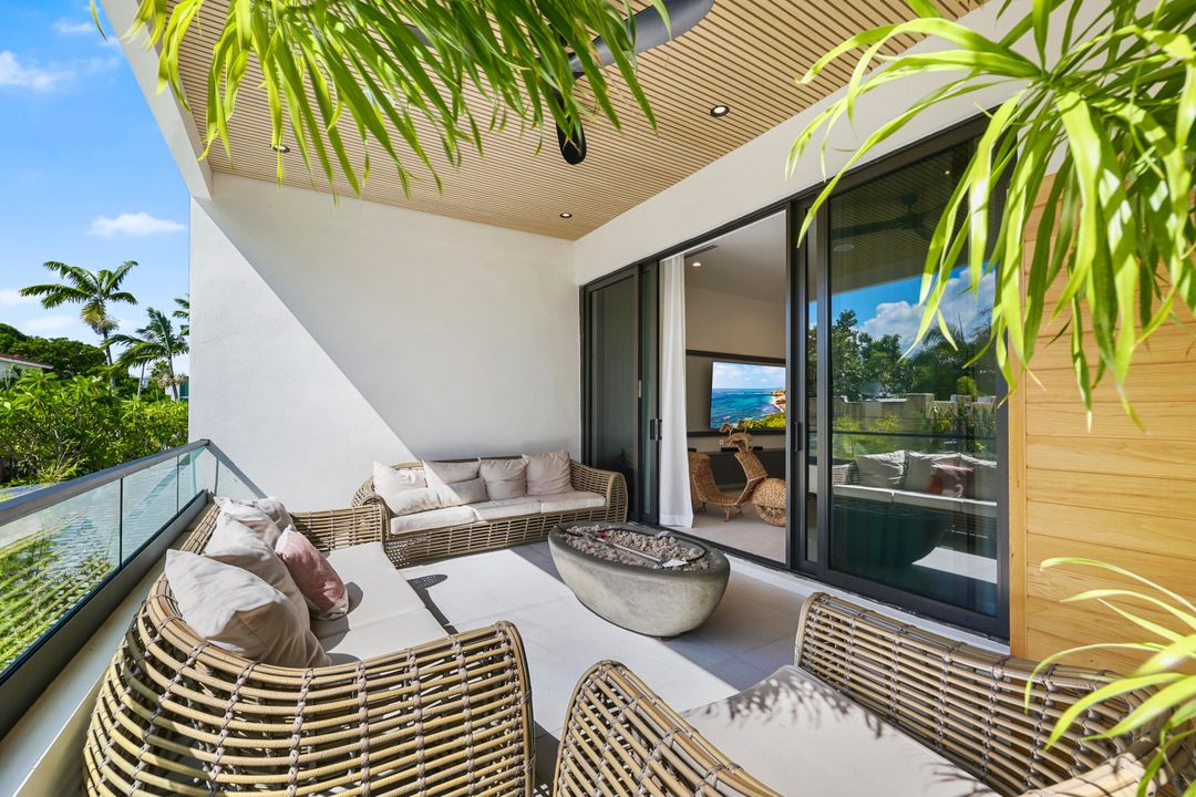 For Sale: $2,875,000 (4 beds, 4 baths, 3448 Square Feet)