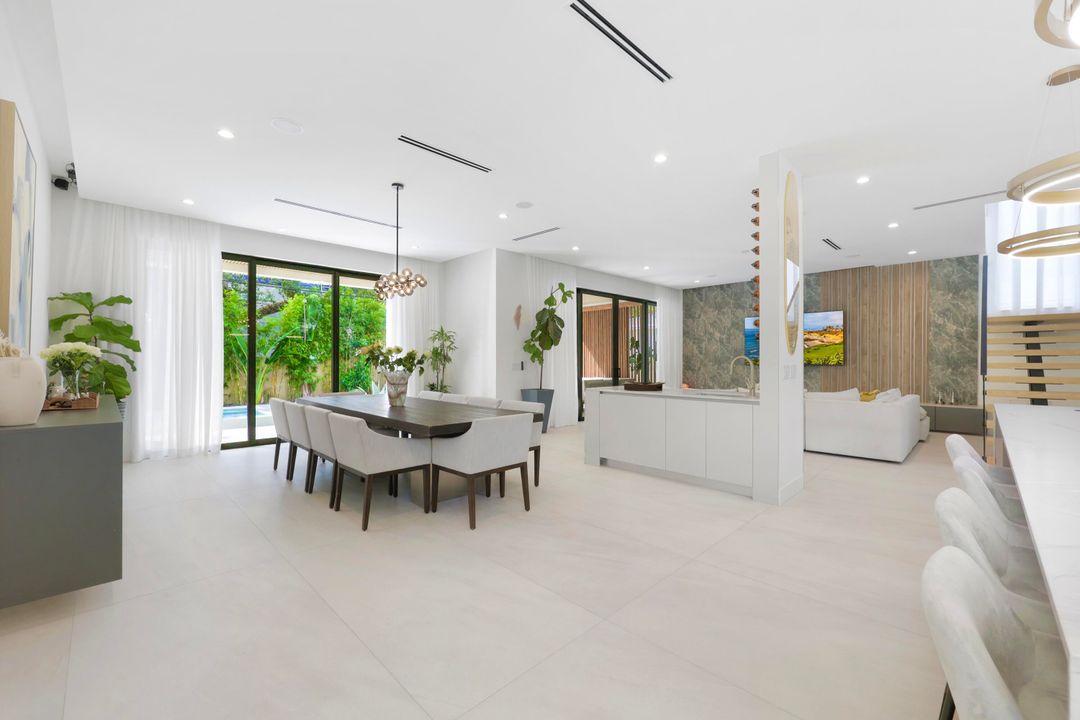 For Sale: $2,875,000 (4 beds, 4 baths, 3448 Square Feet)