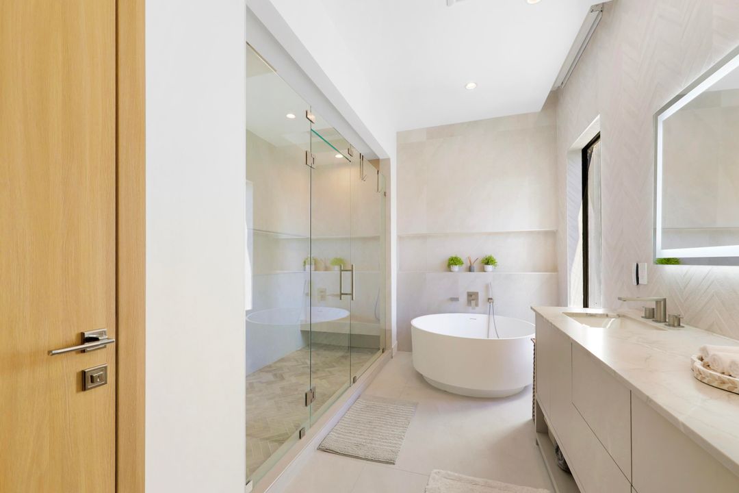 For Sale: $2,875,000 (4 beds, 4 baths, 3448 Square Feet)