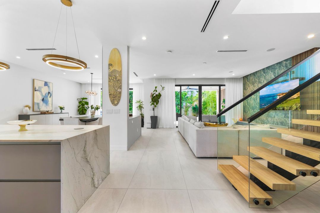 For Sale: $2,875,000 (4 beds, 4 baths, 3448 Square Feet)