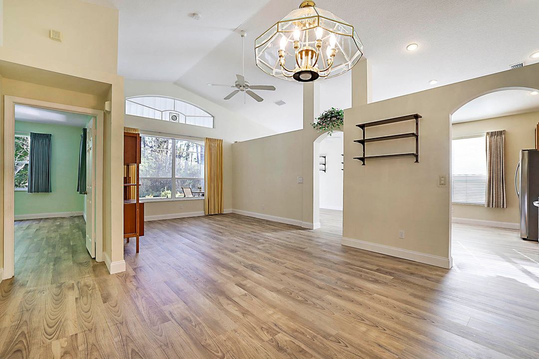 For Sale: $549,500 (3 beds, 2 baths, 1910 Square Feet)