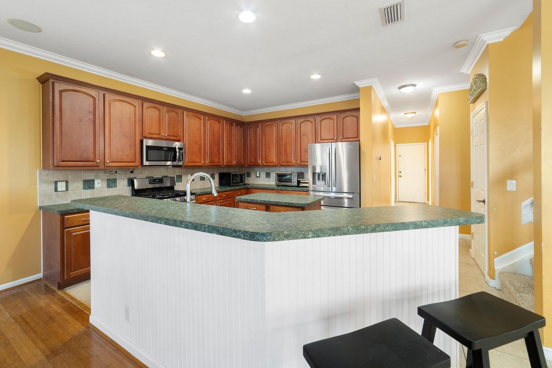 For Sale: $619,999 (5 beds, 3 baths, 2897 Square Feet)