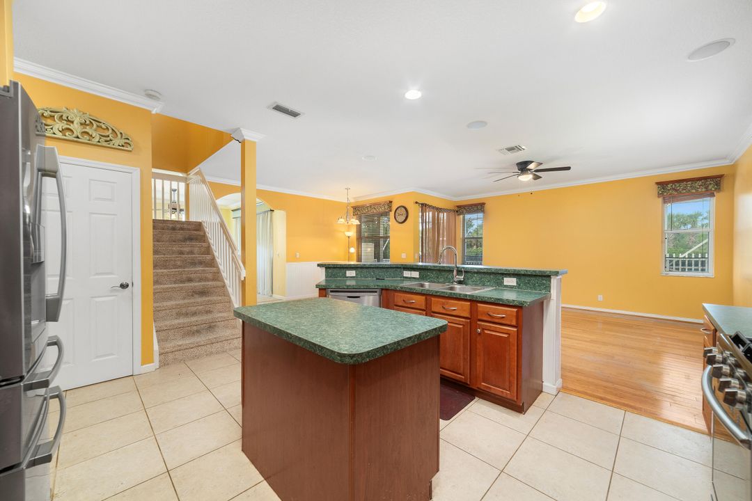 For Sale: $619,999 (5 beds, 3 baths, 2897 Square Feet)