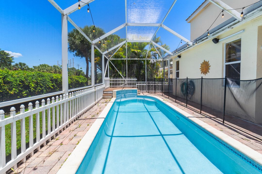 For Sale: $619,999 (5 beds, 3 baths, 2897 Square Feet)