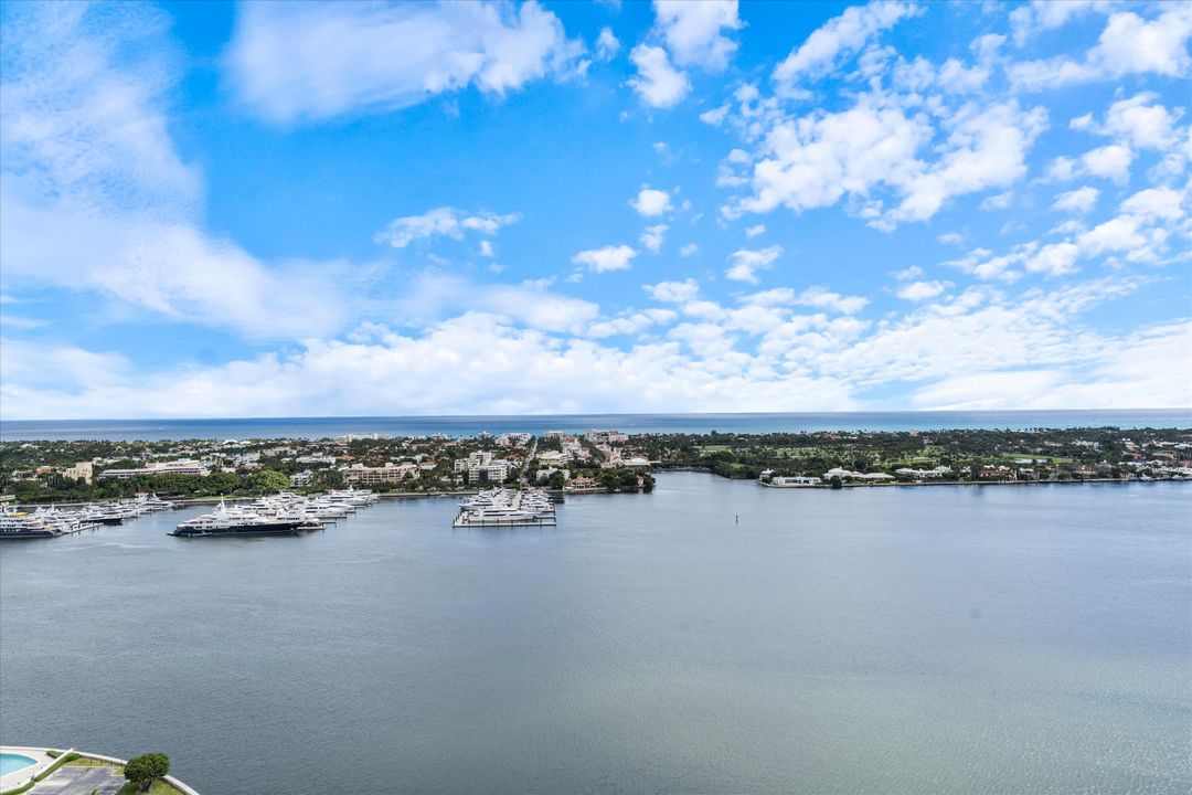 En Venta: $13,795,000 (4 camas, 5 baños, 4436 Pies cuadrados)