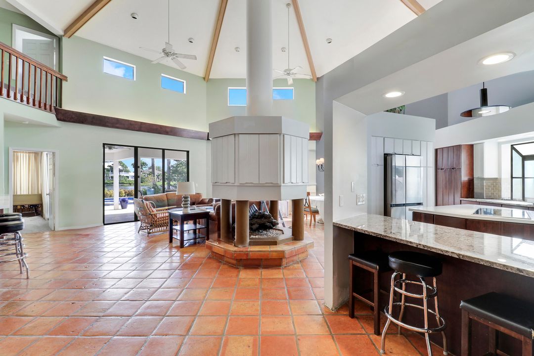 For Sale: $2,775,000 (4 beds, 5 baths, 3567 Square Feet)