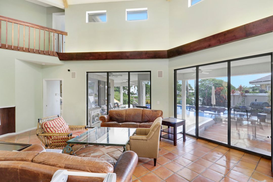 For Sale: $2,775,000 (4 beds, 5 baths, 3567 Square Feet)