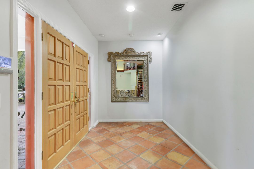 For Sale: $2,775,000 (4 beds, 5 baths, 3567 Square Feet)