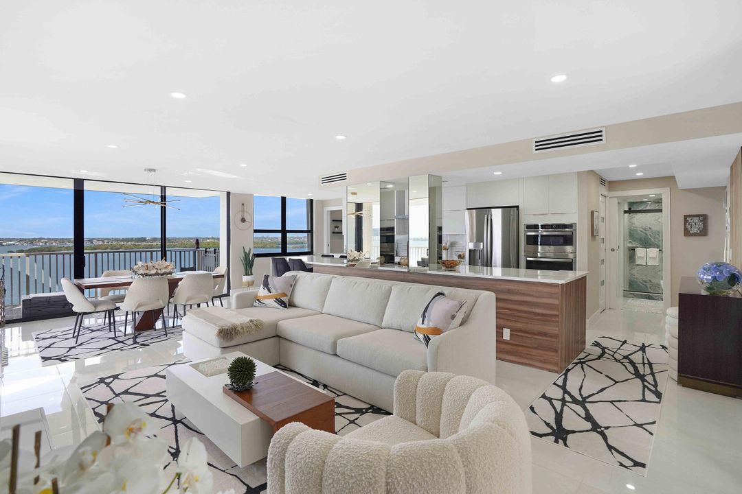 待售: $895,000 (2 贝兹, 2 浴室, 1330 平方英尺)