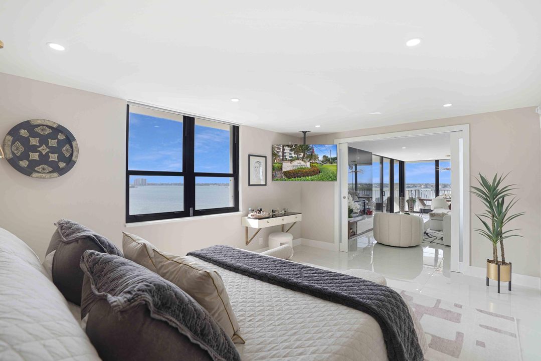 待售: $895,000 (2 贝兹, 2 浴室, 1330 平方英尺)