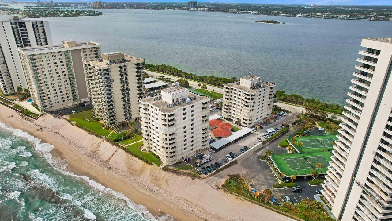 待售: $895,000 (2 贝兹, 2 浴室, 1330 平方英尺)