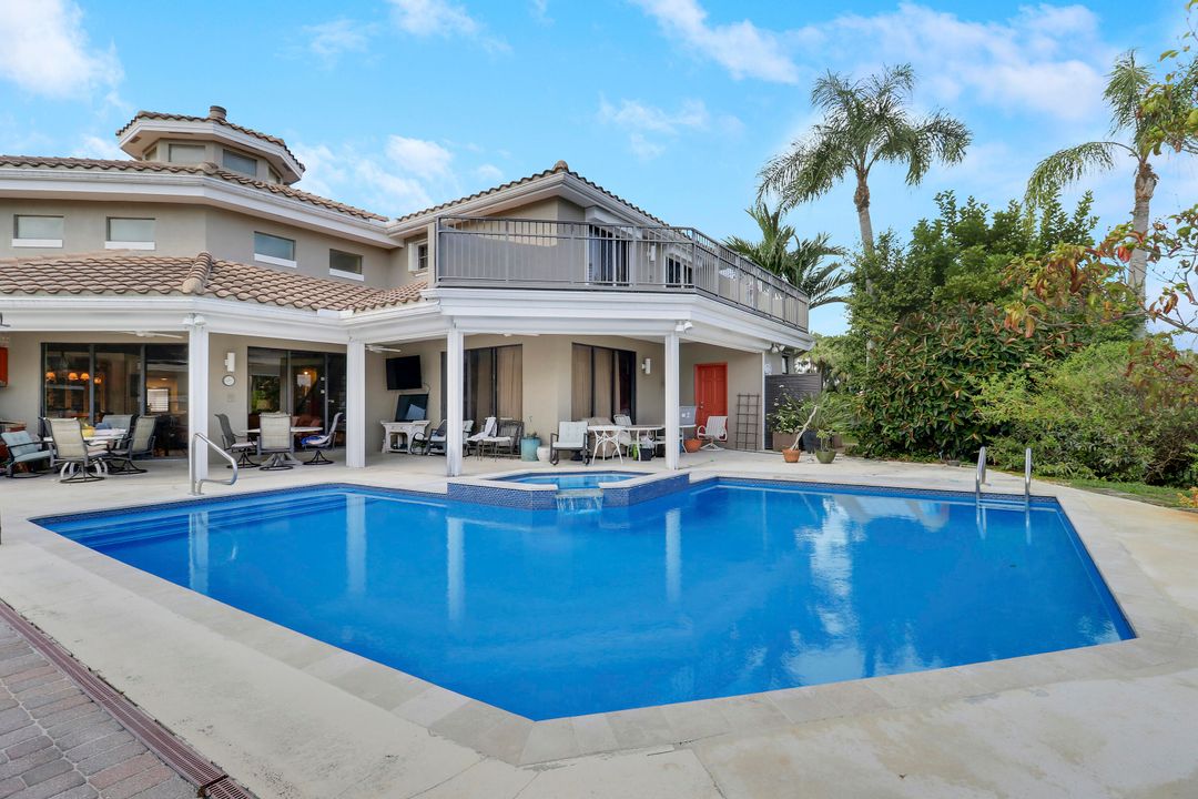 For Sale: $2,775,000 (4 beds, 5 baths, 3567 Square Feet)