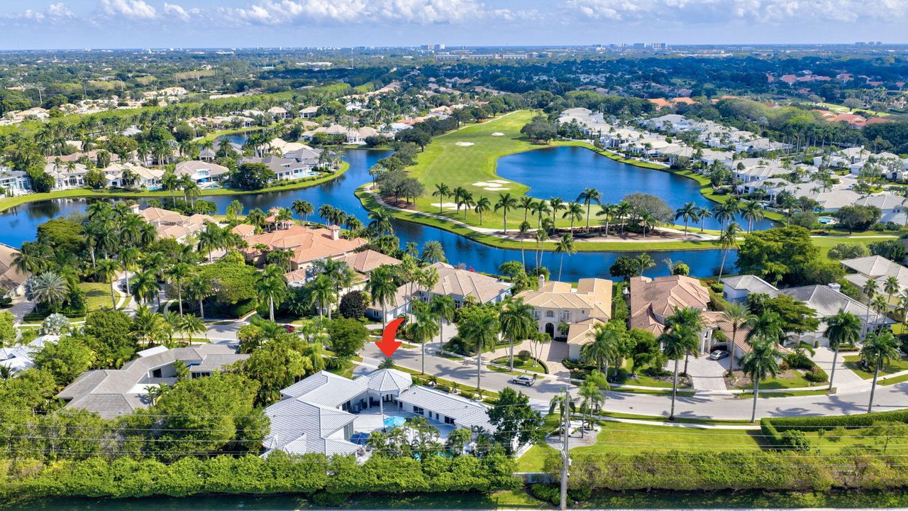 For Sale: $3,795,000 (6 beds, 6 baths, 4115 Square Feet)