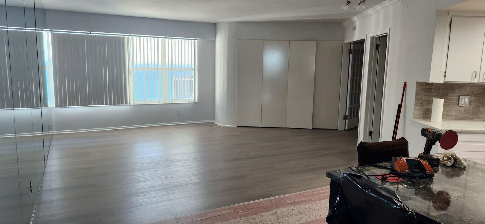 En Renta: $1,950 (0 camas, 1 baños, 600 Pies cuadrados)