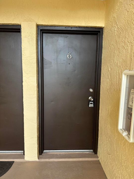 В аренду: $1,175 (1 спален, 1 ванн, 700 Квадратных фут)