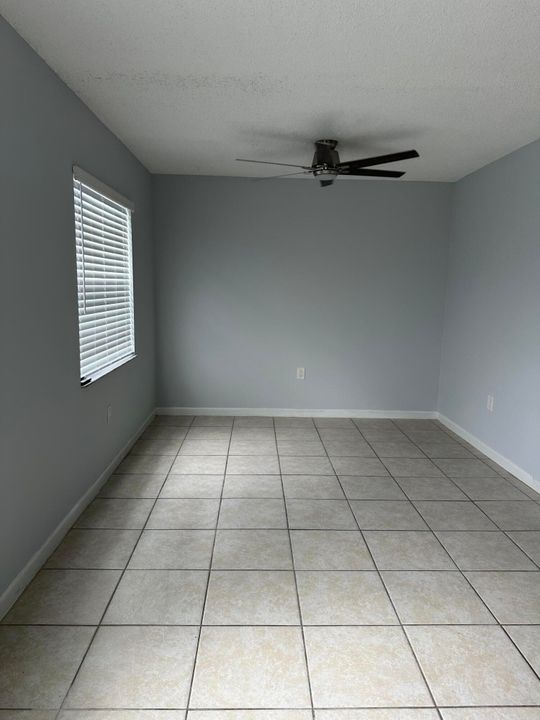 В аренду: $1,175 (1 спален, 1 ванн, 700 Квадратных фут)