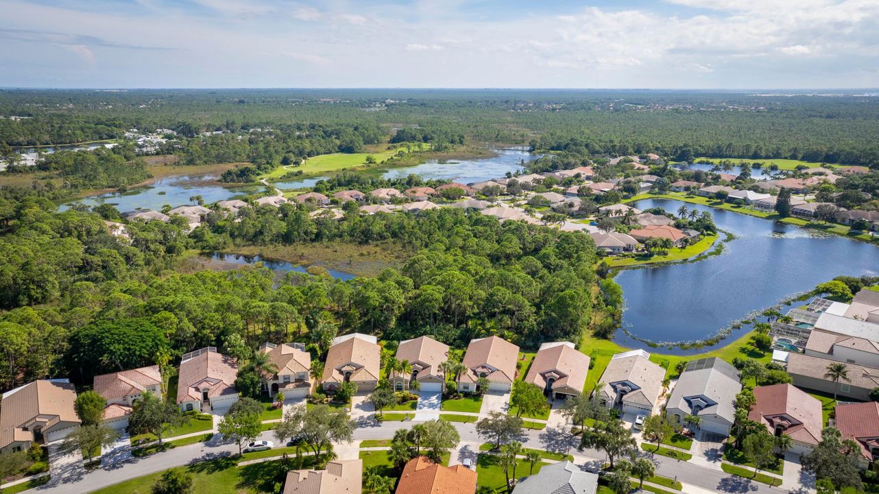 For Sale: $549,500 (3 beds, 2 baths, 1910 Square Feet)