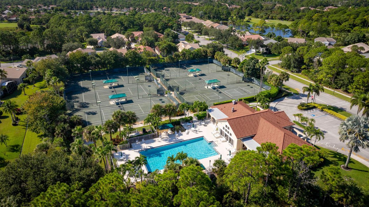 For Sale: $549,500 (3 beds, 2 baths, 1910 Square Feet)