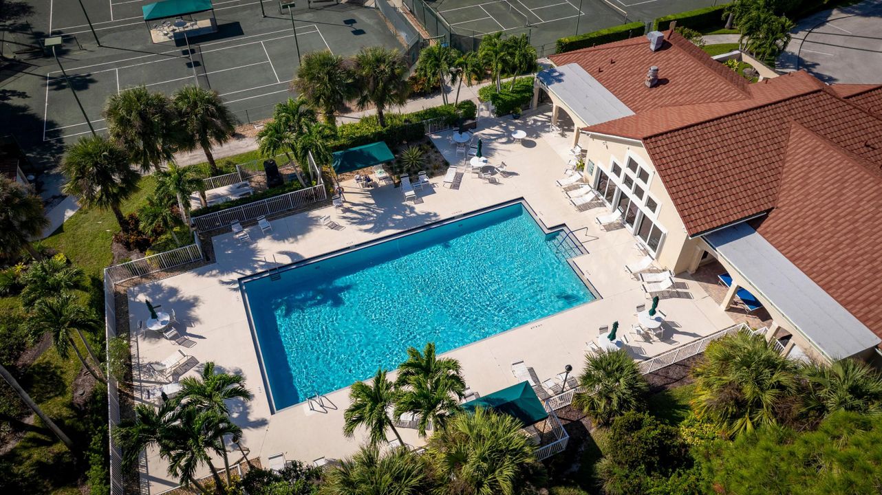 For Sale: $549,500 (3 beds, 2 baths, 1910 Square Feet)