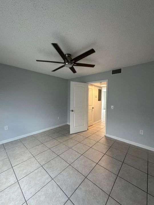 В аренду: $1,175 (1 спален, 1 ванн, 700 Квадратных фут)