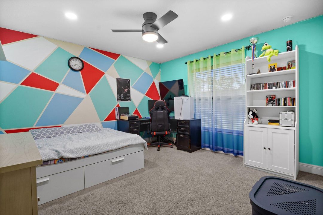 待售: $849,999 (3 贝兹, 2 浴室, 2246 平方英尺)