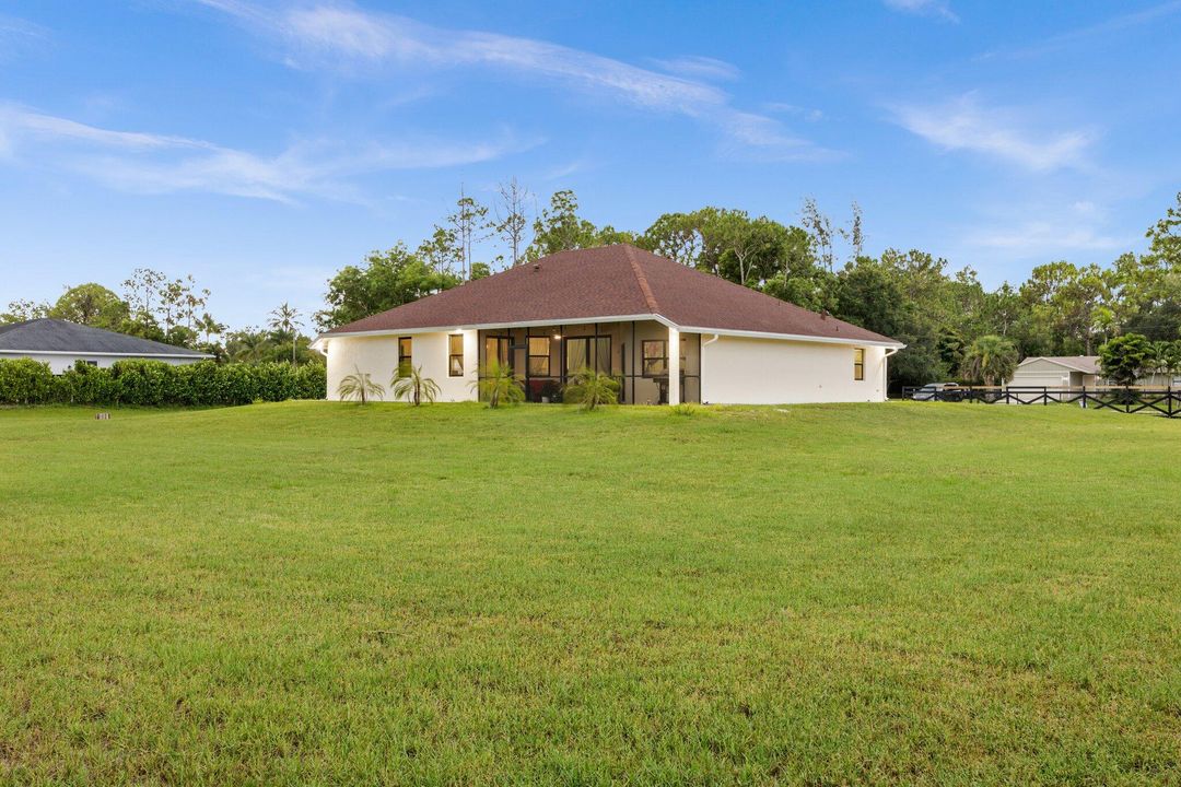 待售: $849,999 (3 贝兹, 2 浴室, 2246 平方英尺)