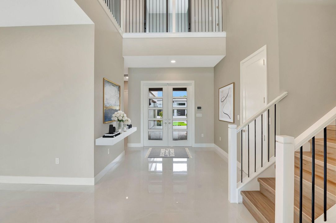 For Sale: $2,795,000 (6 beds, 5 baths, 5330 Square Feet)