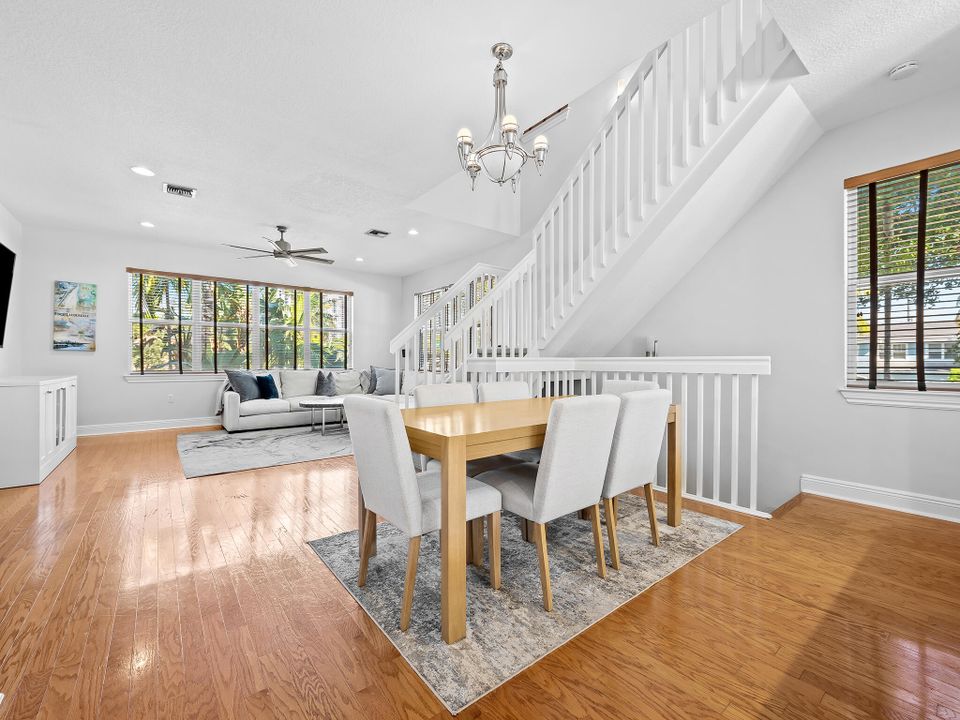 Active With Contract: $649,000 (2 beds, 2 baths, 1631 Square Feet)