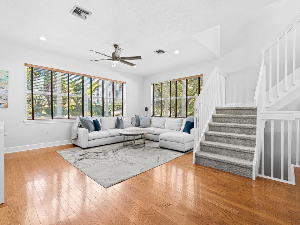 Active With Contract: $649,000 (2 beds, 2 baths, 1631 Square Feet)