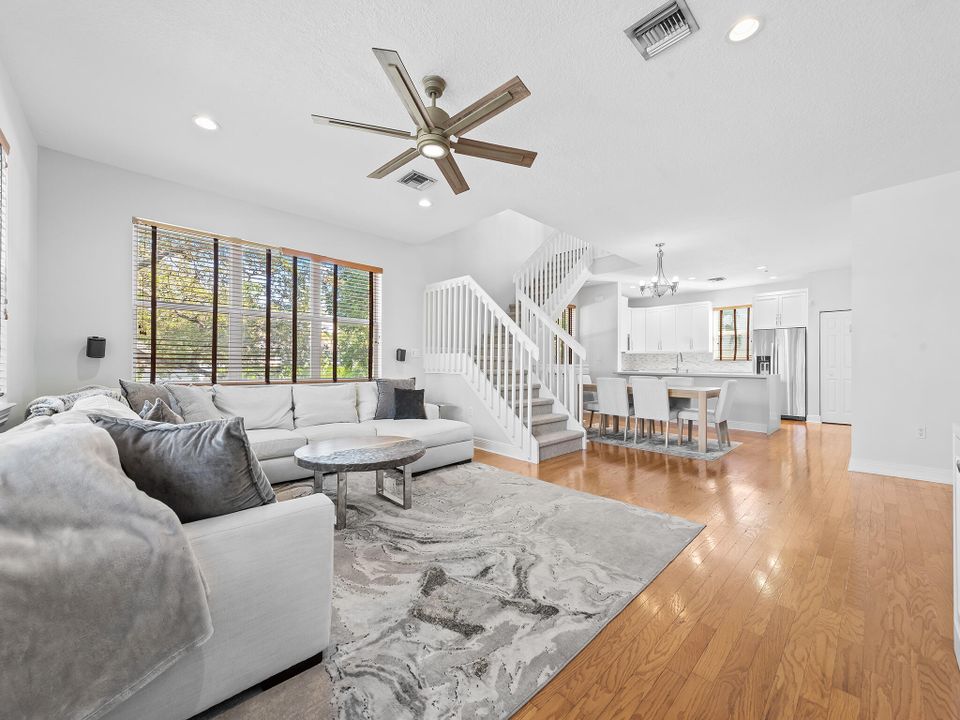 Active With Contract: $649,000 (2 beds, 2 baths, 1631 Square Feet)