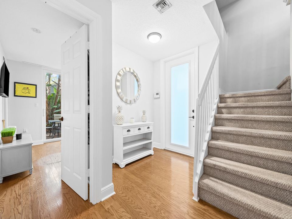 Active With Contract: $649,000 (2 beds, 2 baths, 1631 Square Feet)