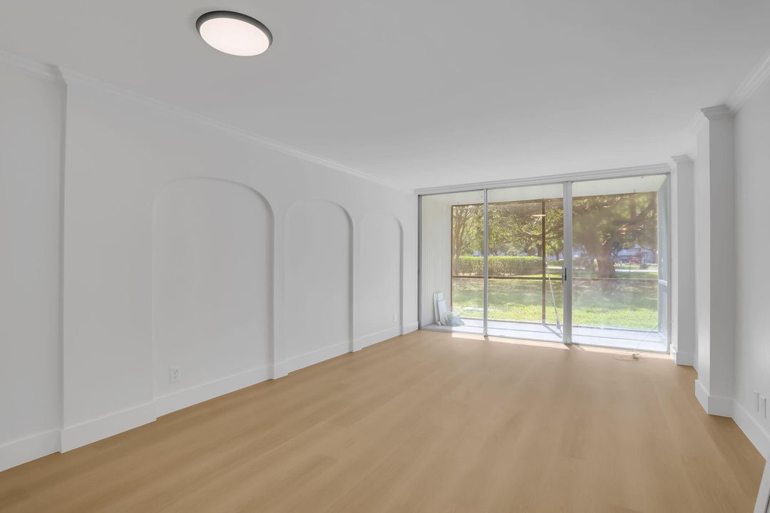 For Sale: $119,000 (1 beds, 1 baths, 750 Square Feet)