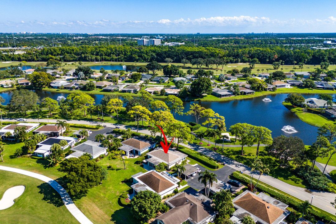 For Sale: $615,000 (2 beds, 2 baths, 1606 Square Feet)