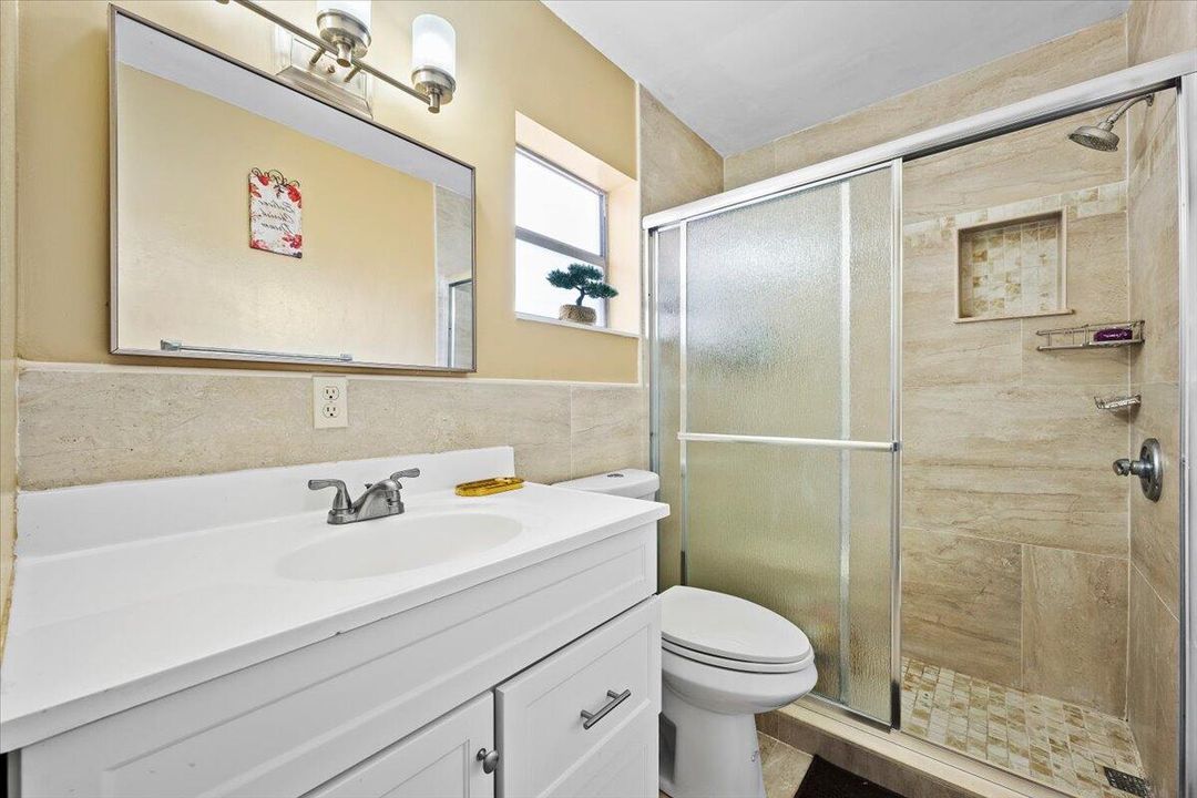 待售: $550,000 (4 贝兹, 3 浴室, 1848 平方英尺)