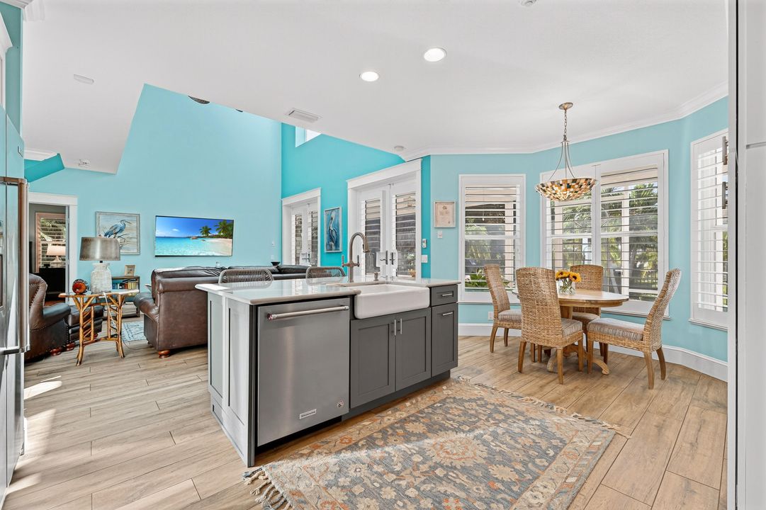 For Sale: $1,250,000 (3 beds, 2 baths, 2443 Square Feet)