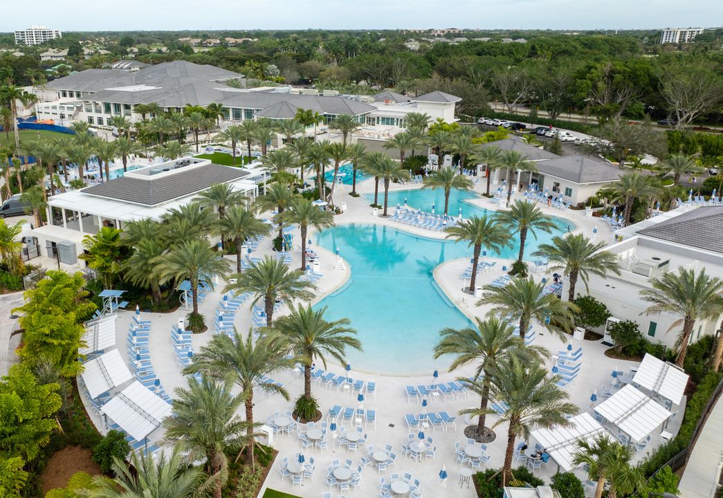 待售: $289,000 (1 贝兹, 1 浴室, 1104 平方英尺)