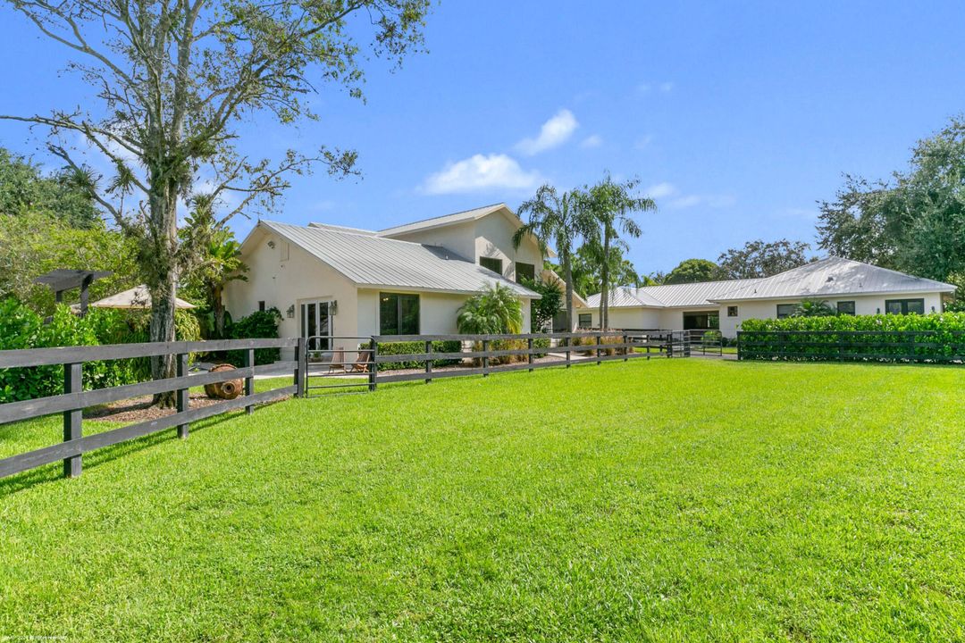 For Rent: $45,000 (4 beds, 3 baths, 2855 Square Feet)